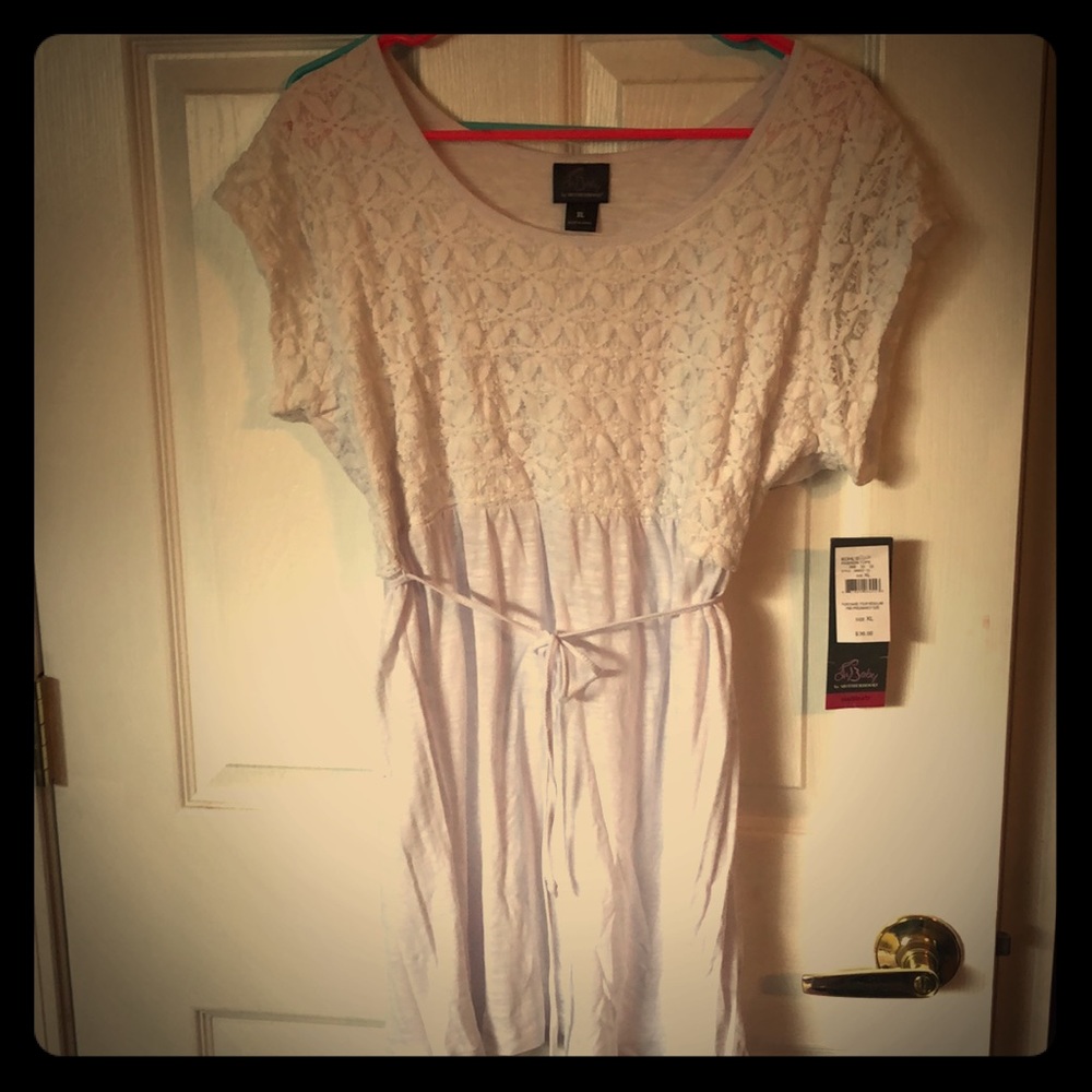 Lace babydoll maternity shirt